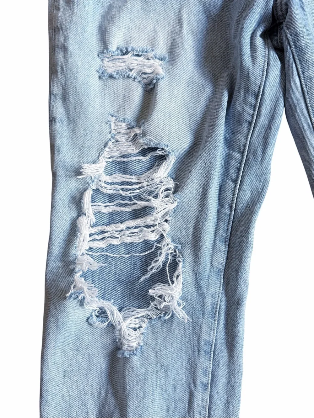 Pistola Distressed Jeans Women’s Size 28 Ripped Light Wash Denim Straight Leg